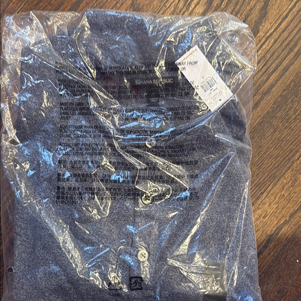 Banana Republic Long Sleeve Charcoal Button-Up Shirt